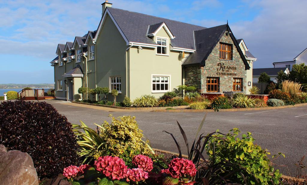 Keanes Of Curraheen, Bar, Restaurant & Accommodation Тралий Екстериор снимка